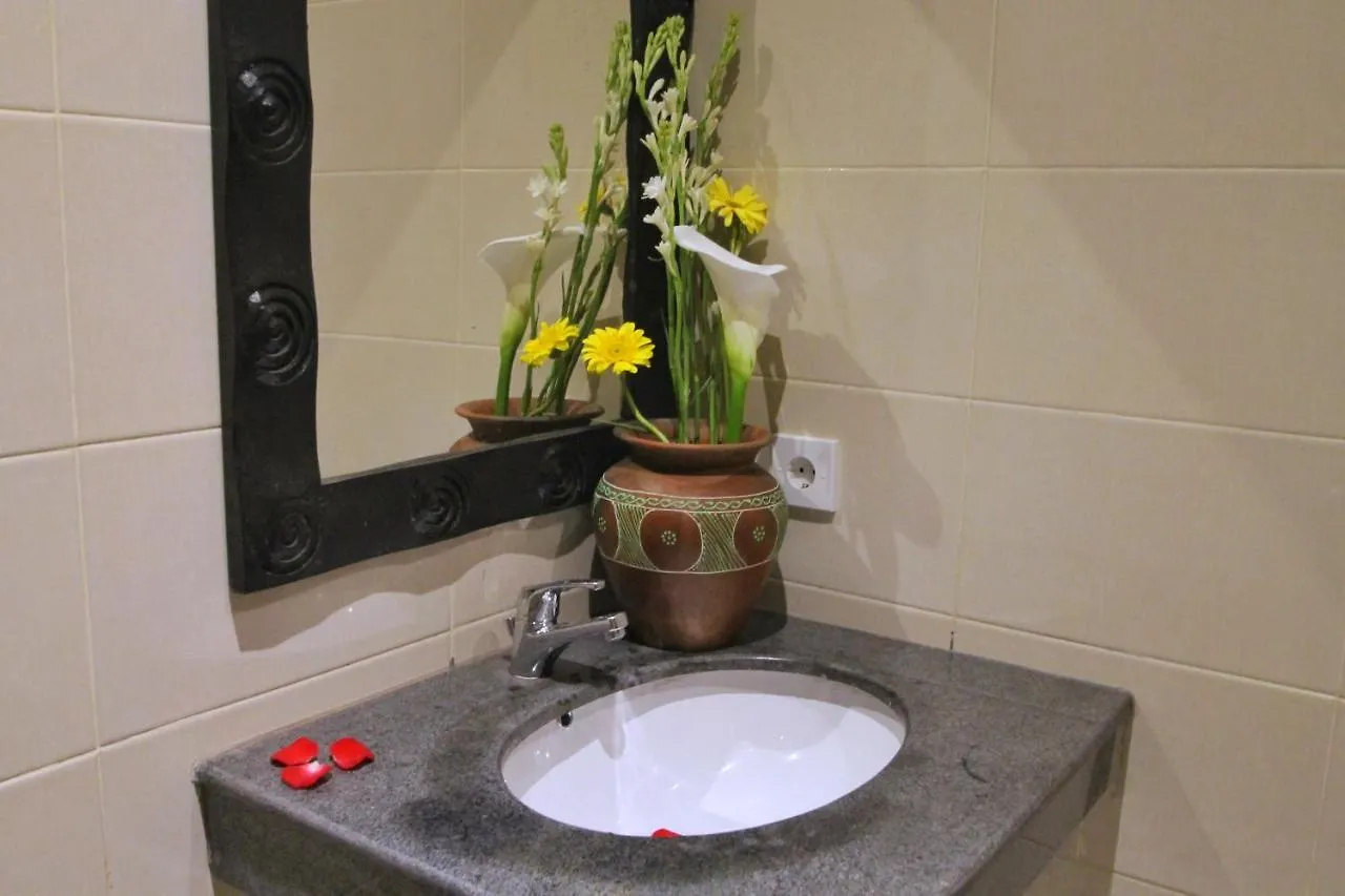 Hotel Dewi Putri House Ubud Pensión